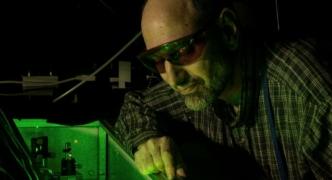 How Do Laser Protection Goggles Work? Header